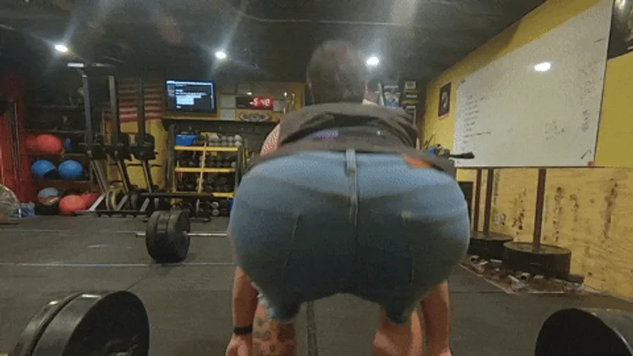 AT THE GYM, AT THE BEACH, ON A PLANE, EATING A PEACH - JORTS CAN GO ANYWHERE